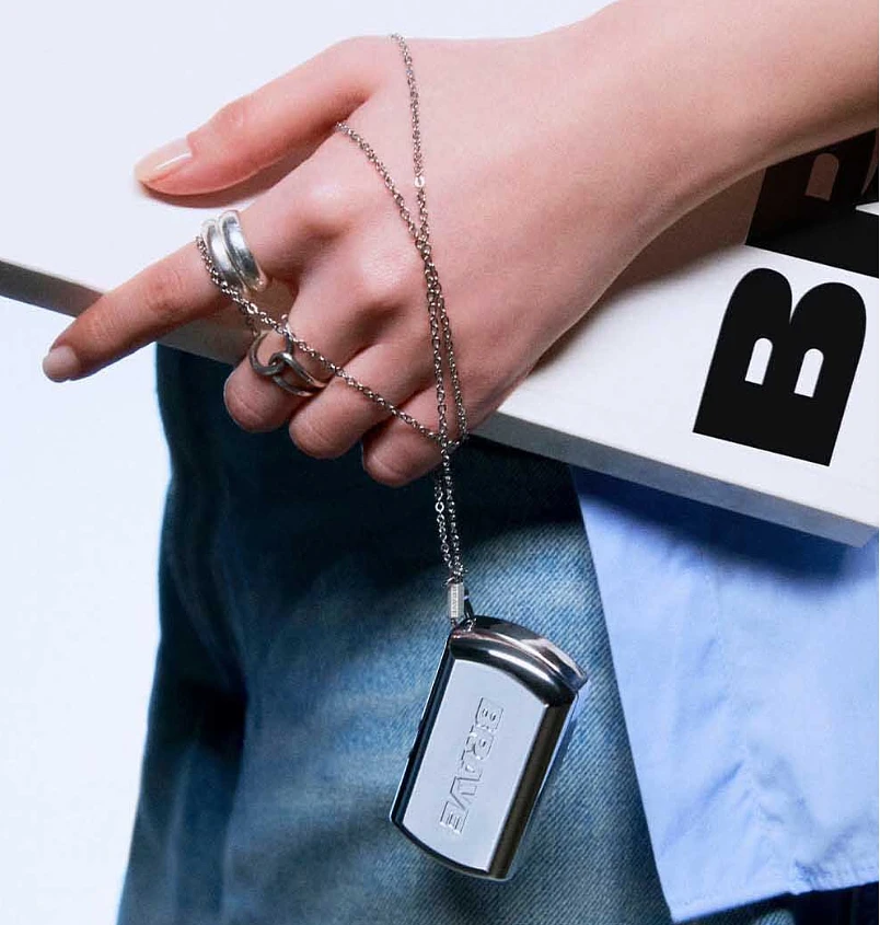 Braye Lip Sleek - Long strap